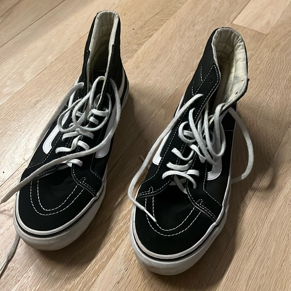 Hardly work black van sneaker